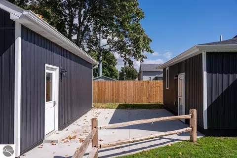 Exterior - 216 W Fifth St, Clare, MI 48617 photo 3 of 9