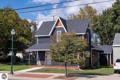 Other - 216 W Fifth St, Clare, MI 48617 photo 2 of 44