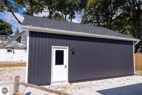 Other - 216 W Fifth St, Clare, MI 48617 photo 9 of 44