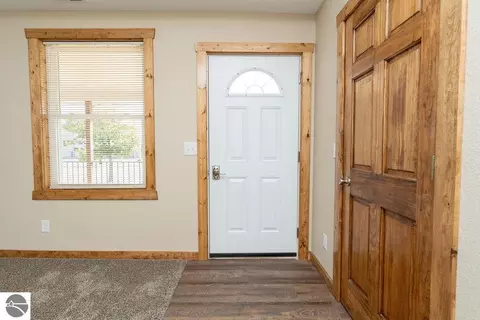 Entry Way - 216 W Fifth St, Clare, MI 48617 photo 1 of 5
