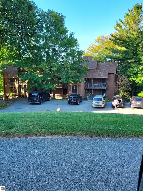 4643 N Crossover Dr #534, Bellaire, MI 49615