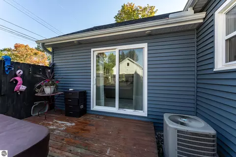 Exterior - 308 S 3rd St, Shepherd, MI 48883 photo 15 of 25