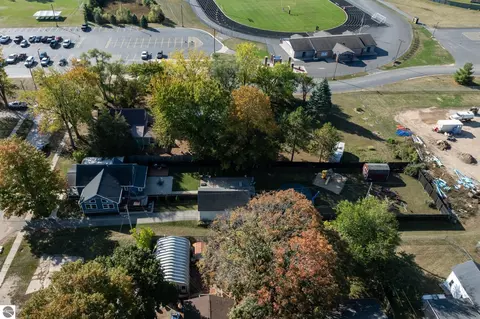 View/Area - 308 S 3rd St, Shepherd, MI 48883 photo 3 of 6