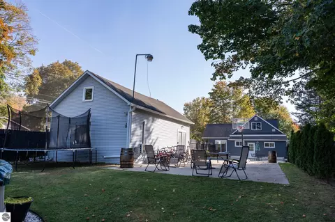 Exterior - 308 S 3rd St, Shepherd, MI 48883 photo 22 of 25