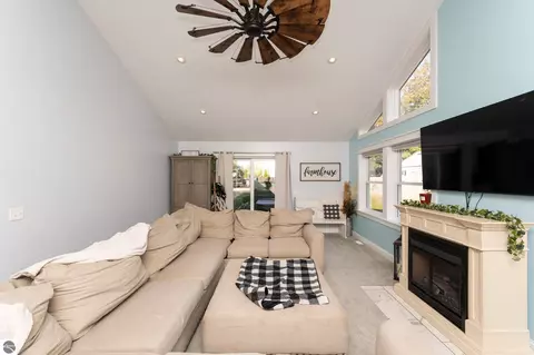 Living - 308 S 3rd St, Shepherd, MI 48883 photo 2 of 6