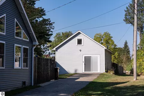 Exterior - 308 S 3rd St, Shepherd, MI 48883 photo 9 of 25