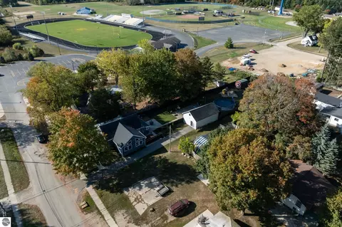 View/Area - 308 S 3rd St, Shepherd, MI 48883 photo 2 of 6