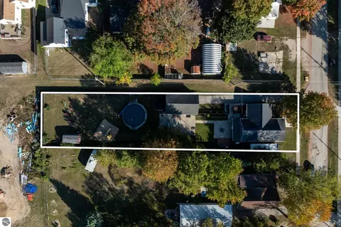 View/Area - 308 S 3rd St, Shepherd, MI 48883 photo 5 of 6