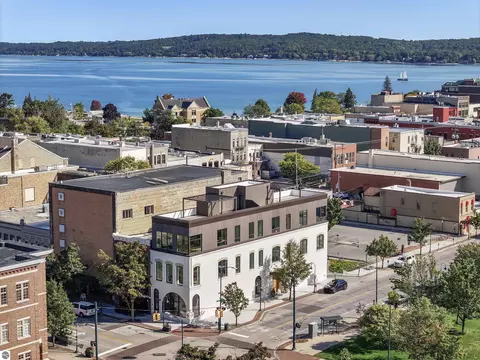 111 E State #PH B, Traverse City, MI 49684