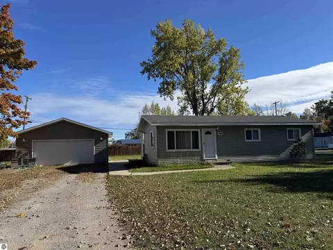 909 Farnsworth, Oscoda, MI 48750