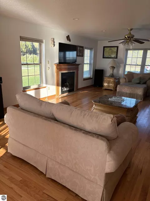 Living - 99 N Alamando Rd, Shepherd, MI 48883 photo 1 of 3