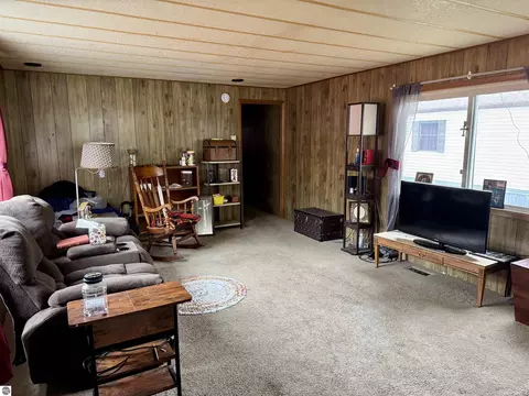 2430 Ruby St, Mount Pleasant, MI 48858 photo 5