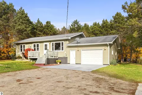 5276 Demerly Rd, Benzonia, MI 49616