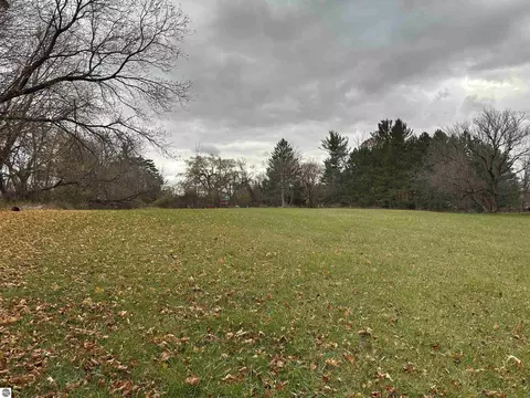 405 E Orch, Standish, MI 48658