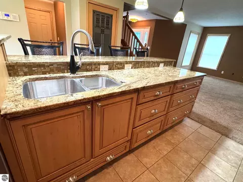 Kitchen - 103 Ultra Ct, Roscommon, MI 48653 photo 6 of 8