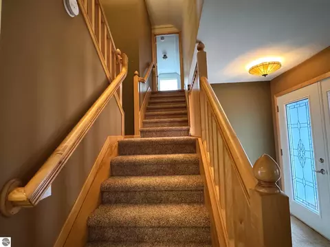 Entry Way - 103 Ultra Ct, Roscommon, MI 48653 photo 2 of 2