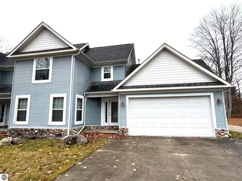 Exterior - 103 Ultra Ct, Roscommon, MI 48653 photo 2 of 7