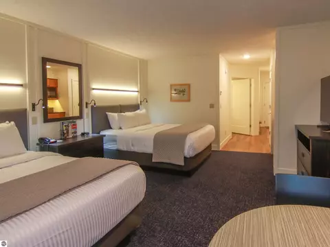12400- Unit 176 Crystal Mountain Dr #176, Thompsonville, MI 49683