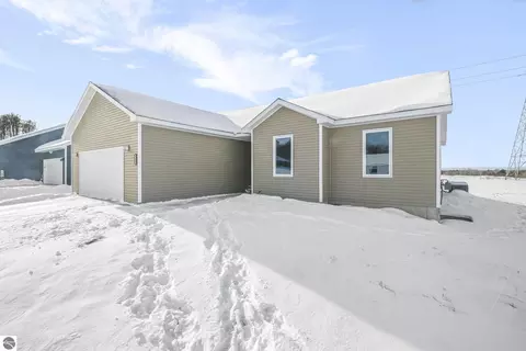 4475 Edwin Blvd, Grawn, MI 49637 photo 1
