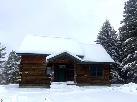 3434 E 14 Rd, Manton, MI 49663