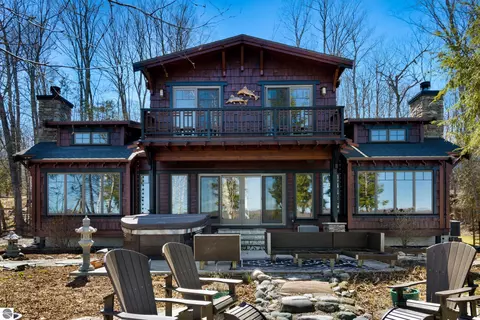 11720 Easy St, Kewadin, MI 49648