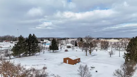 7200 E Mcgregor Rd, Wheeler, MI 48662 photo 6
