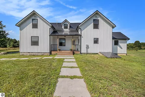 8110 Ames Rd, Bear Lake, MI 49614