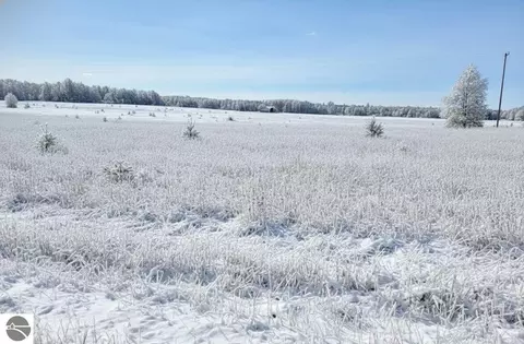 G Walton Road, Kingsley, MI 49649