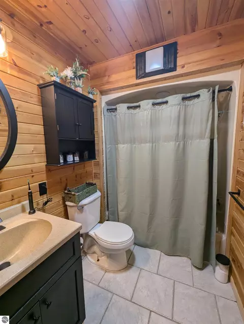 Bath - 534 S Main St, Au Gres, MI 48703 photo 4 of 4