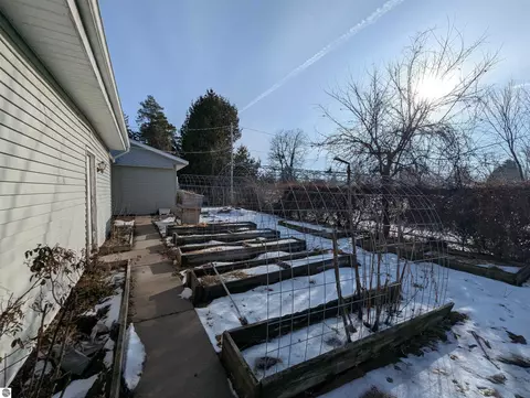 Exterior - 534 S Main St, Au Gres, MI 48703 photo 8 of 9