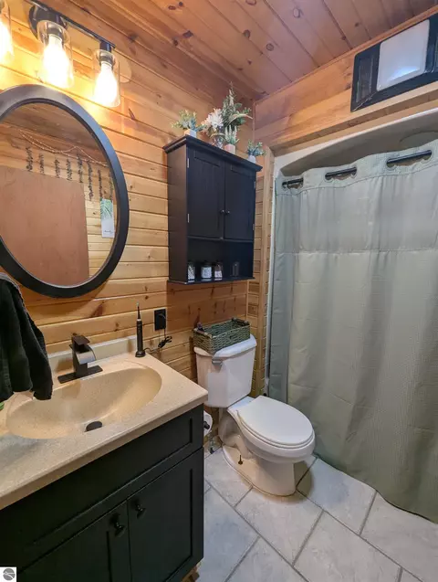 Bath - 534 S Main St, Au Gres, MI 48703 photo 3 of 4