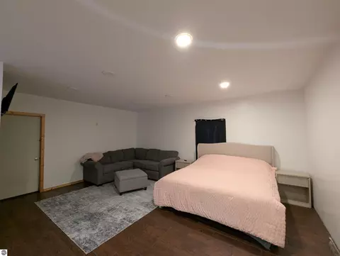 Bedroom - 534 S Main St, Au Gres, MI 48703 photo 4 of 8