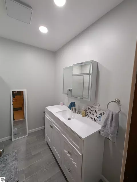 Bath - 534 S Main St, Au Gres, MI 48703 photo 1 of 4