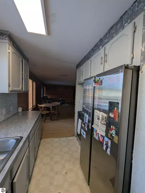 Kitchen - 534 S Main St, Au Gres, MI 48703 photo 4 of 5