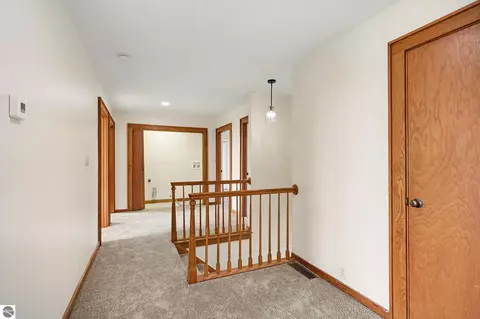Entry Way - 6386 E Washington, Ithaca, MI 48847 photo 1 of 2
