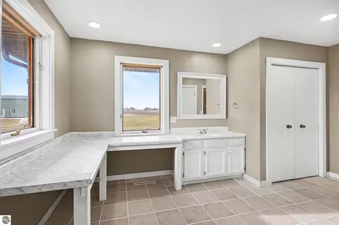 Other - 6386 E Washington, Ithaca, MI 48847 photo 10 of 16