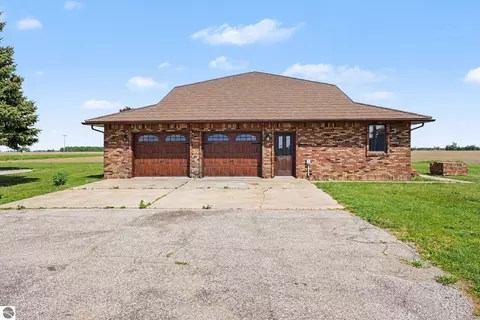 Other - 6386 E Washington, Ithaca, MI 48847 photo 2 of 16