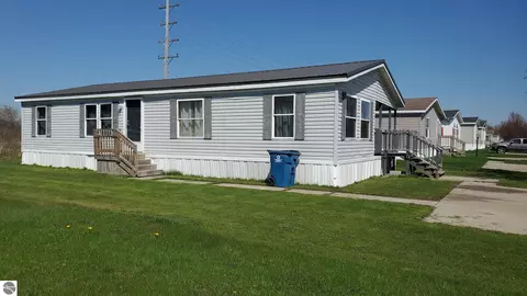 2770 S Ivy Ln #LOT 143, Mount Pleasant, MI 48858