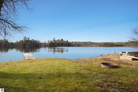 11641 Loon Ln, Traverse City, MI 49685