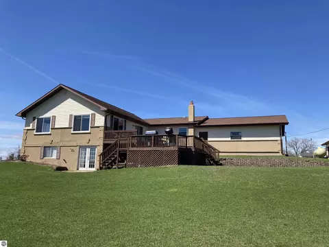 3450 Reasner Rd, Rose City, MI 48654