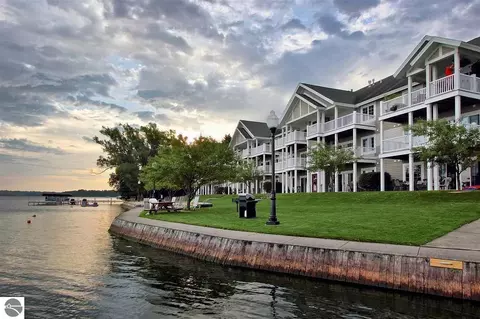 1246 Sunnyside Dr #405 WEEK 1, Cadillac, MI 49601