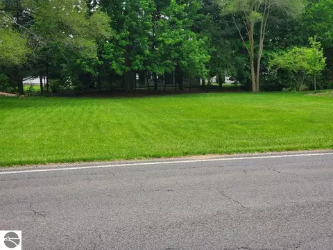1616 E High St, Mount Pleasant, MI 48858 photo 8