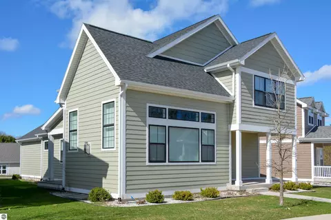 11613 Whittington St #3, Traverse City, MI 49684