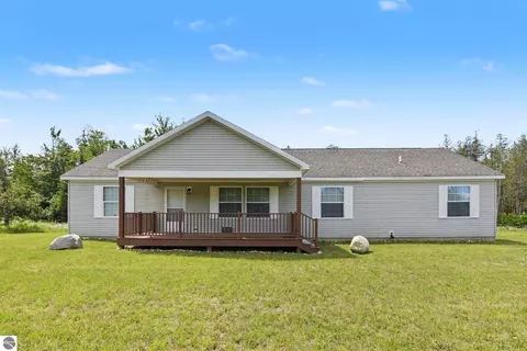 433 Alexander Rd, Vanderbilt, MI 49795