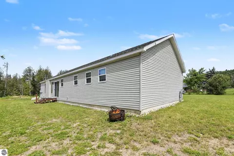 Exterior - 433 Alexander Rd, Vanderbilt, MI 49795 photo 3 of 5