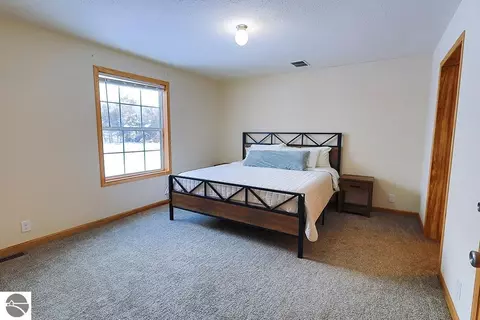 Bedroom - 433 Alexander Rd, Vanderbilt, MI 49795 photo 1 of 6