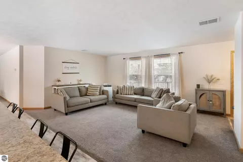 Living - 433 Alexander Rd, Vanderbilt, MI 49795 photo 2 of 5