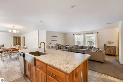 Kitchen - 433 Alexander Rd, Vanderbilt, MI 49795 photo 9 of 10