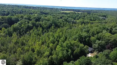 4715 Springbrook Dr, Williamsburg, MI 49690 photo 7