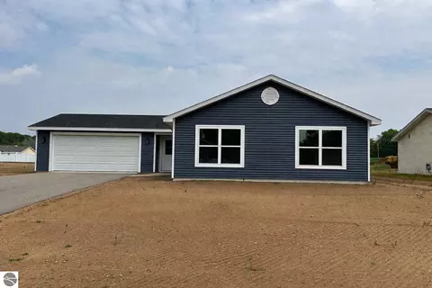 2615 Plover Dr #36, Traverse City, MI 49685